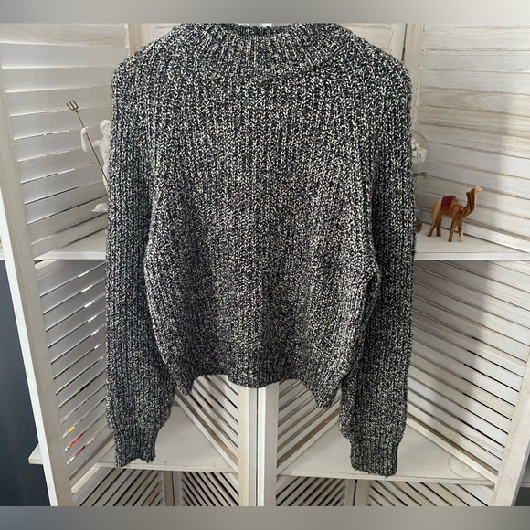 Universal Thread Sweaters - 🛍️Universal Thread Sweater